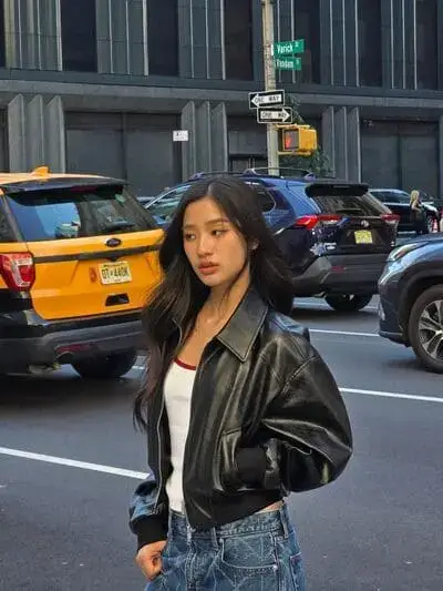 tu-tontawan-tantivejakul-hinh-anh-6 Tu Tontawan tiểu sử áo da đen dạo phố New York