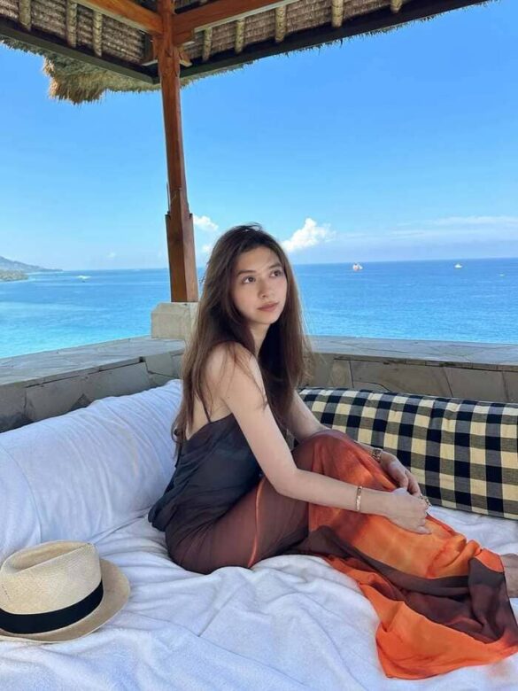 Mew Nittha Jirayungyurn là ai