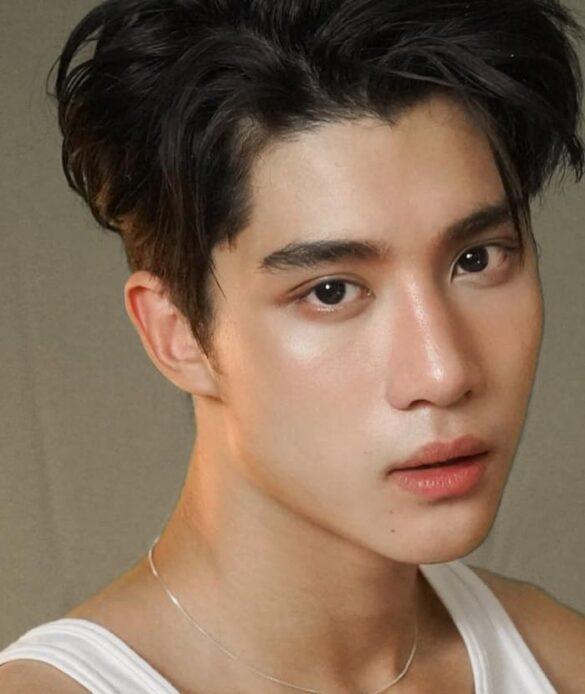 Profile ongsa tthuchh khummuang