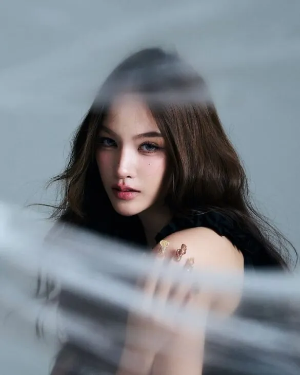 thu-vien-anh-cua-tangkwa-phinyanech-aungsuwan-3-585×730-1 Thu vien anh cua tangkwa phinyanech aungsuwan 3 585x730 1