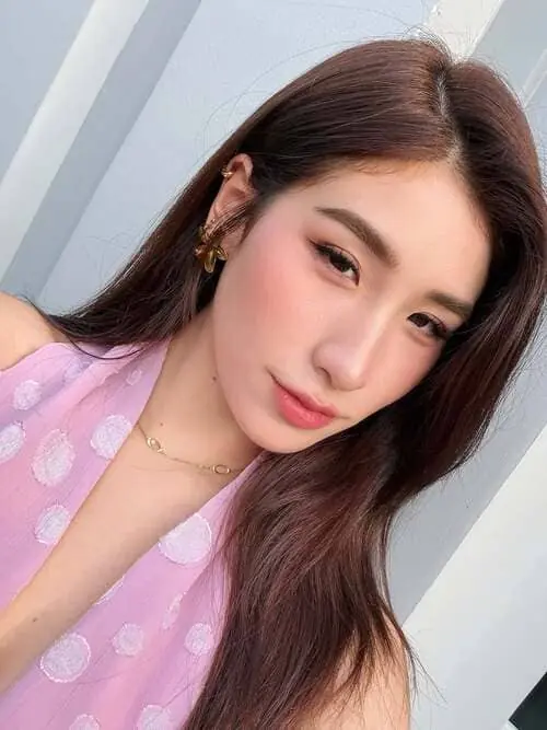 seya-nichada-thongchua-thu-vien-hinh-anh-5 Seya Nichada Thongchua selfie với phong cách nữ tính
